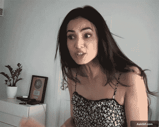 Sonal Chauhan Expresses Surprise While Animatedly Explaining Something