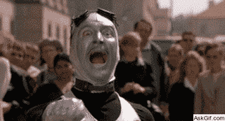 ट्विटर इंडिया के अधिकारियों ने उनकी मध्यस्थ स्थिति को रद्द कर दिया था।