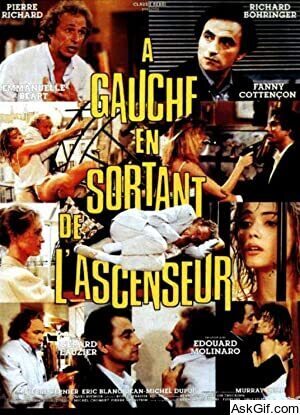 À gauche en sortant de l'ascenseur