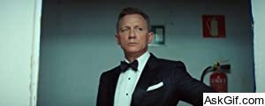 Daniel Craig vs James Bond