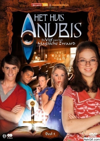 Het Huis Anubis en de Vijf van het Magische Zwaard
