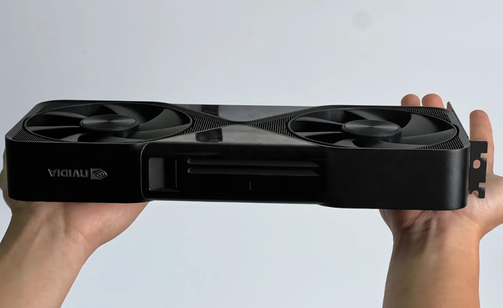 The RTX PRO 6000 end-on