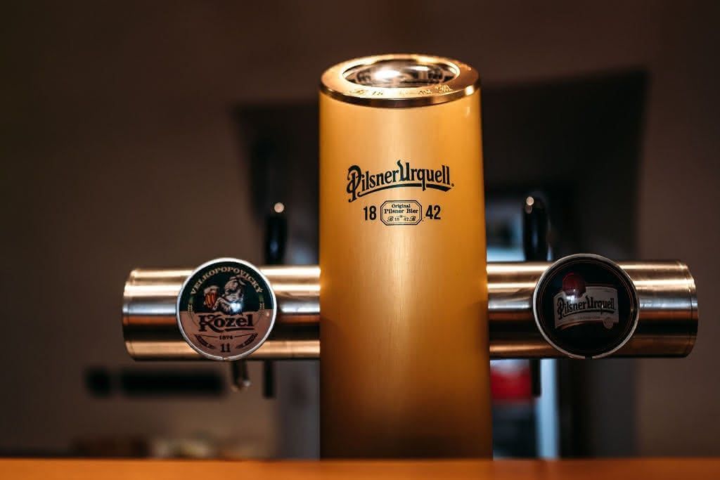 Pilsner Urquell — pivní kohouty