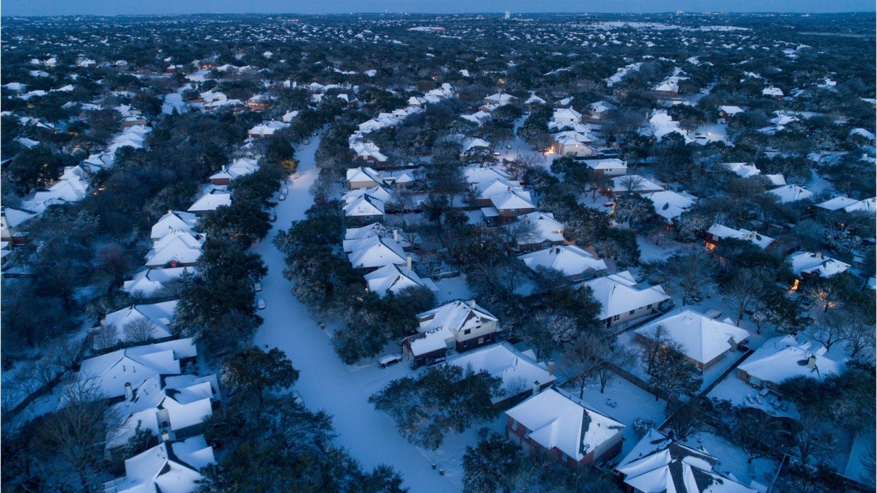 Snowy covered houses in Texas
