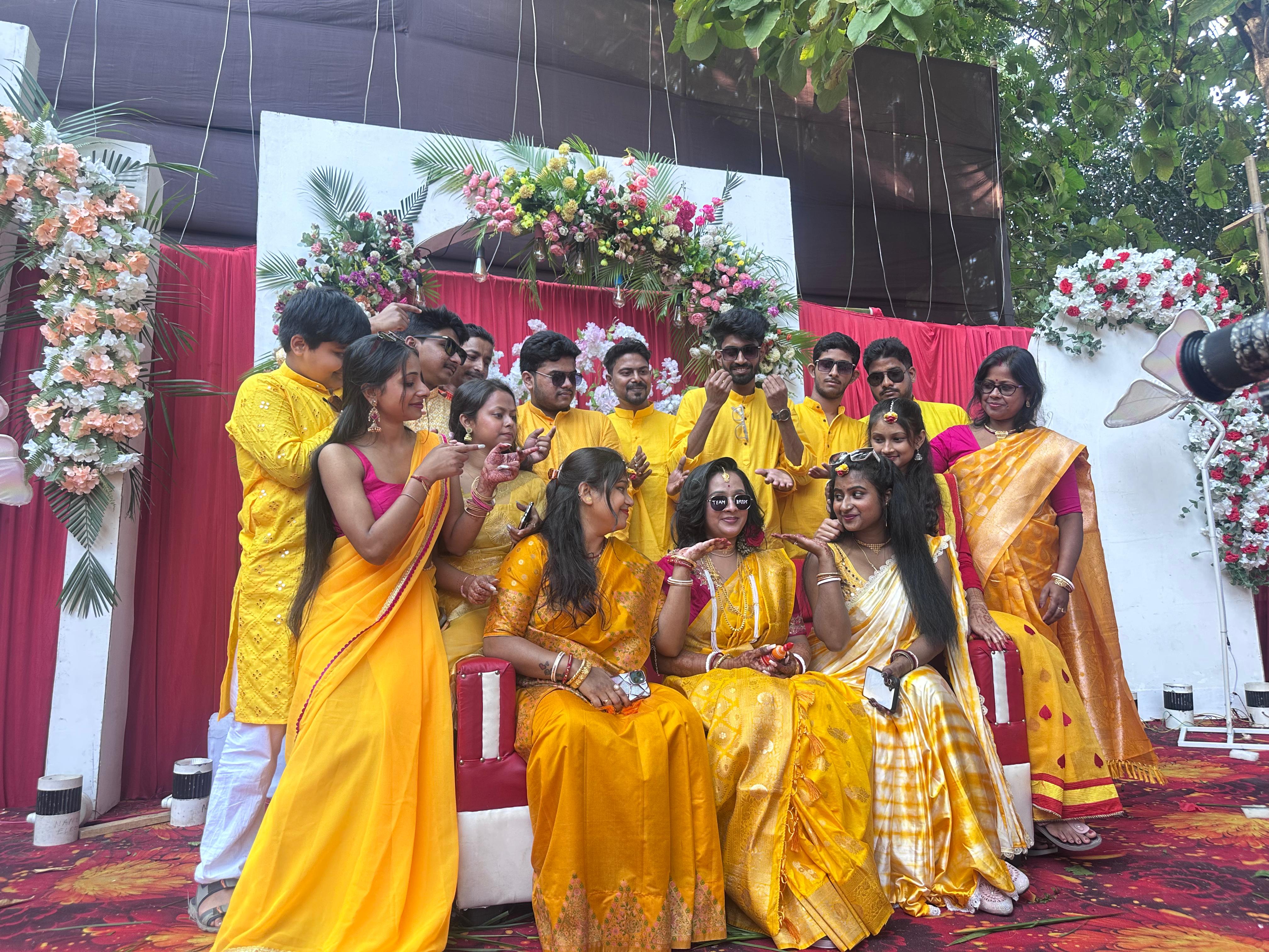 Group Photo with the Bride