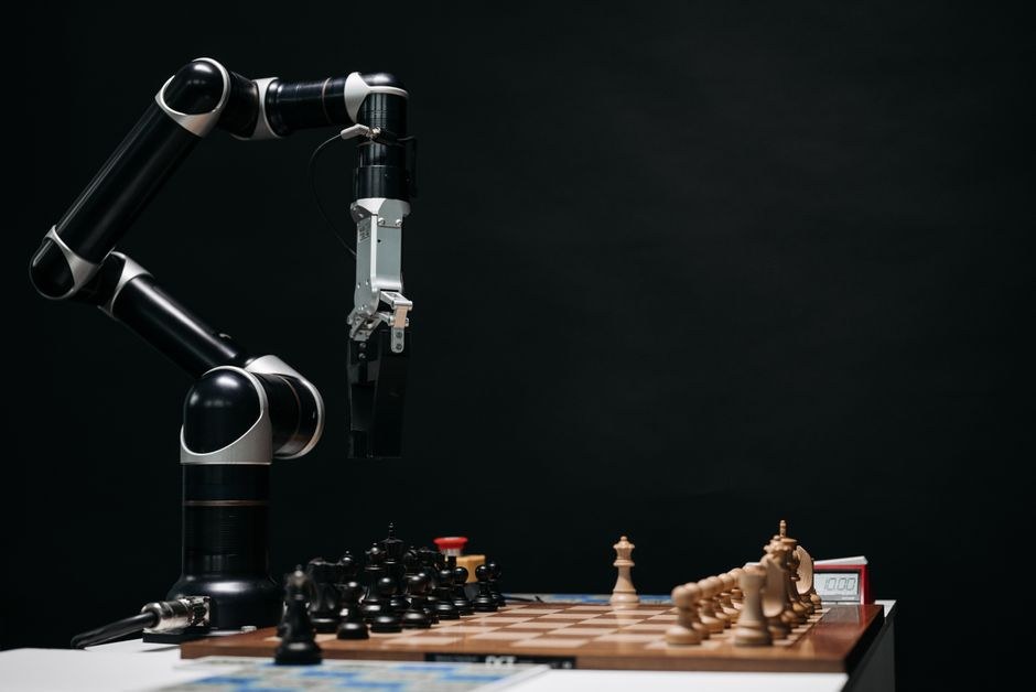 월마트 AI '코드 퍼피' 제한, 인공지능의 그림자는 현실이 된다?