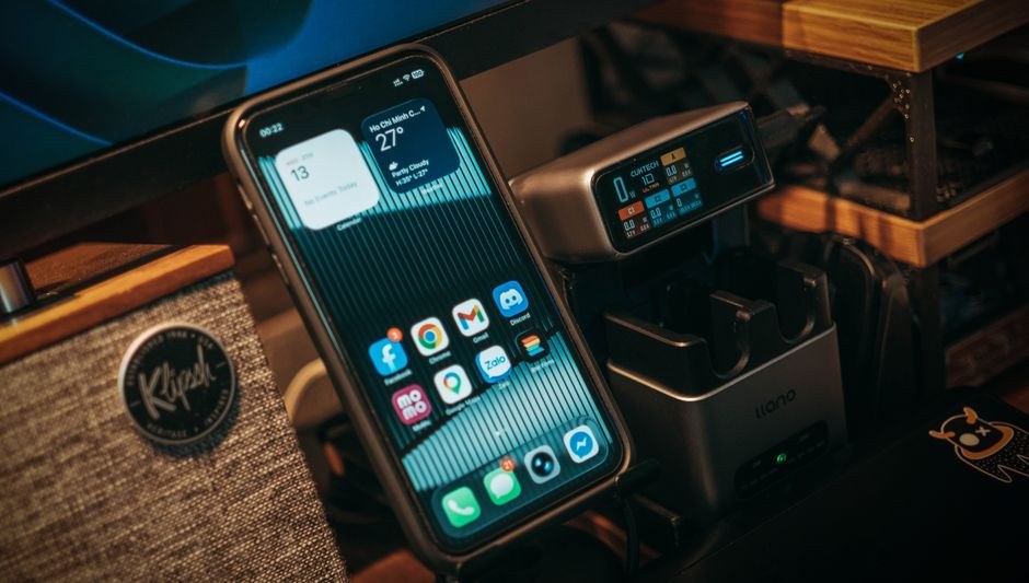 iOS 27 아이폰 AI, 시리 넘어선 실용 기능 혁신! 당신의 일상이 바뀐다