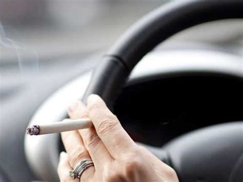 Cara Mudah Menghilangkan Bau Rokok di Mobil yang Ampuh