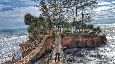 Mengintip Pantai-pantai Terindah di Bengkulu