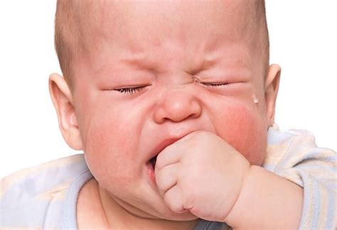 Bayi Muntah ASI Kental: Apakah Normal atau Tidak?