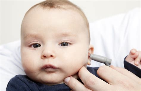 Mencegah infeksi telinga dan gangguan pendengaran pada bayi