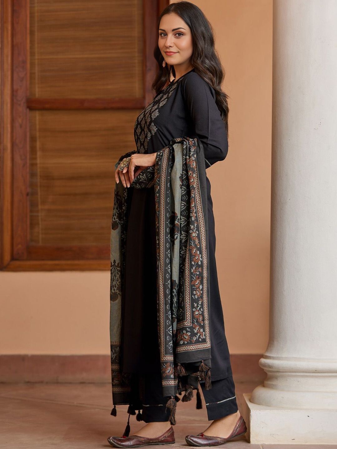 Women Black A-line Embroidered Kurta Style