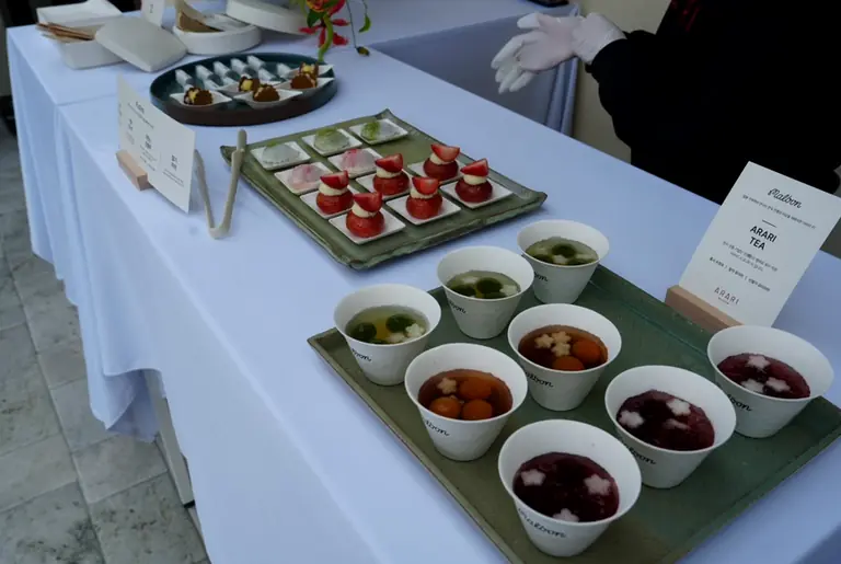 マルボンイベントデザートお茶