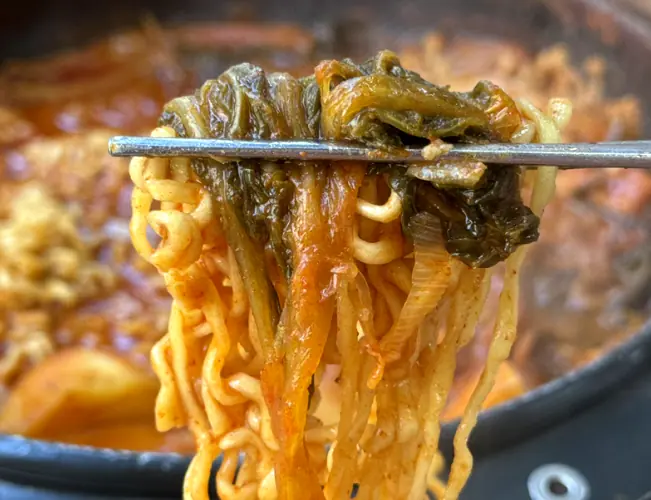 Ramen noodles with savory radish greens