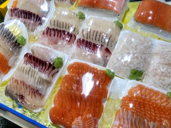 Featured image of post 平日昼間に「マポ農水産物市場」へ！新鮮刺身をコスパ良くテイクアウトした正直レポ 🤤