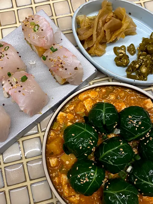 Fusion dishes tiled tabletop