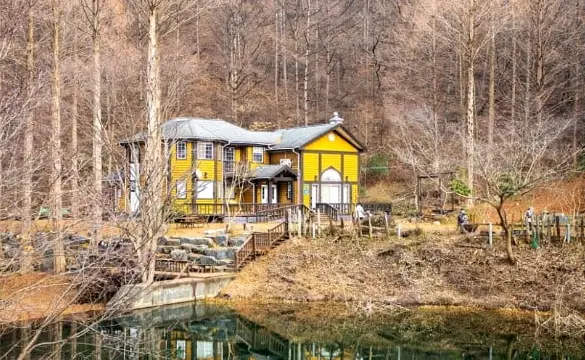 Onbit Recreation Forest winter house lake
