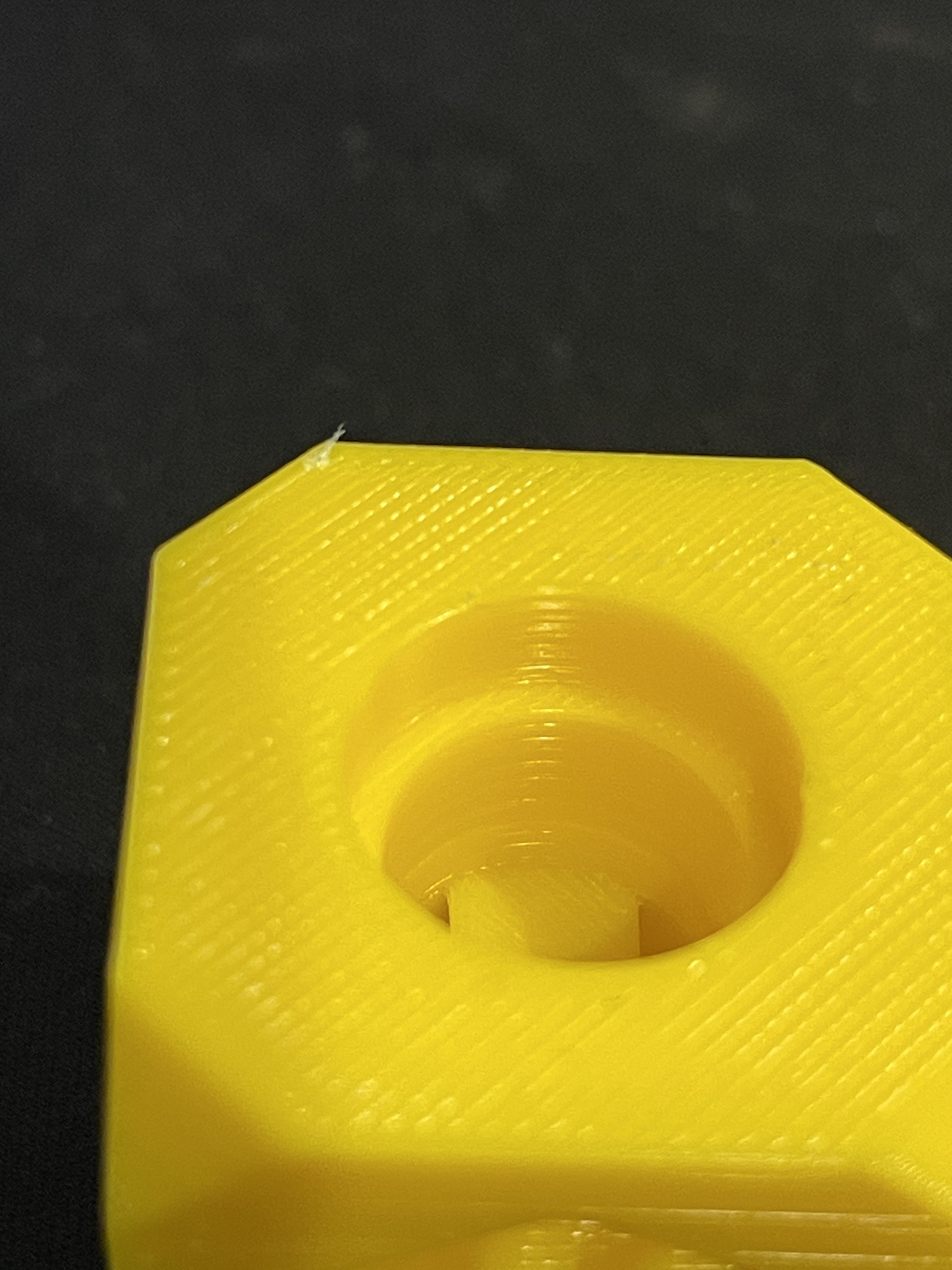 underextruded voron cube top