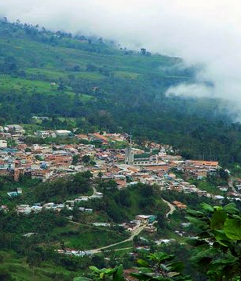 La Azulita: Un Refugio Romántico en el Corazón de los Andes Venezolanos