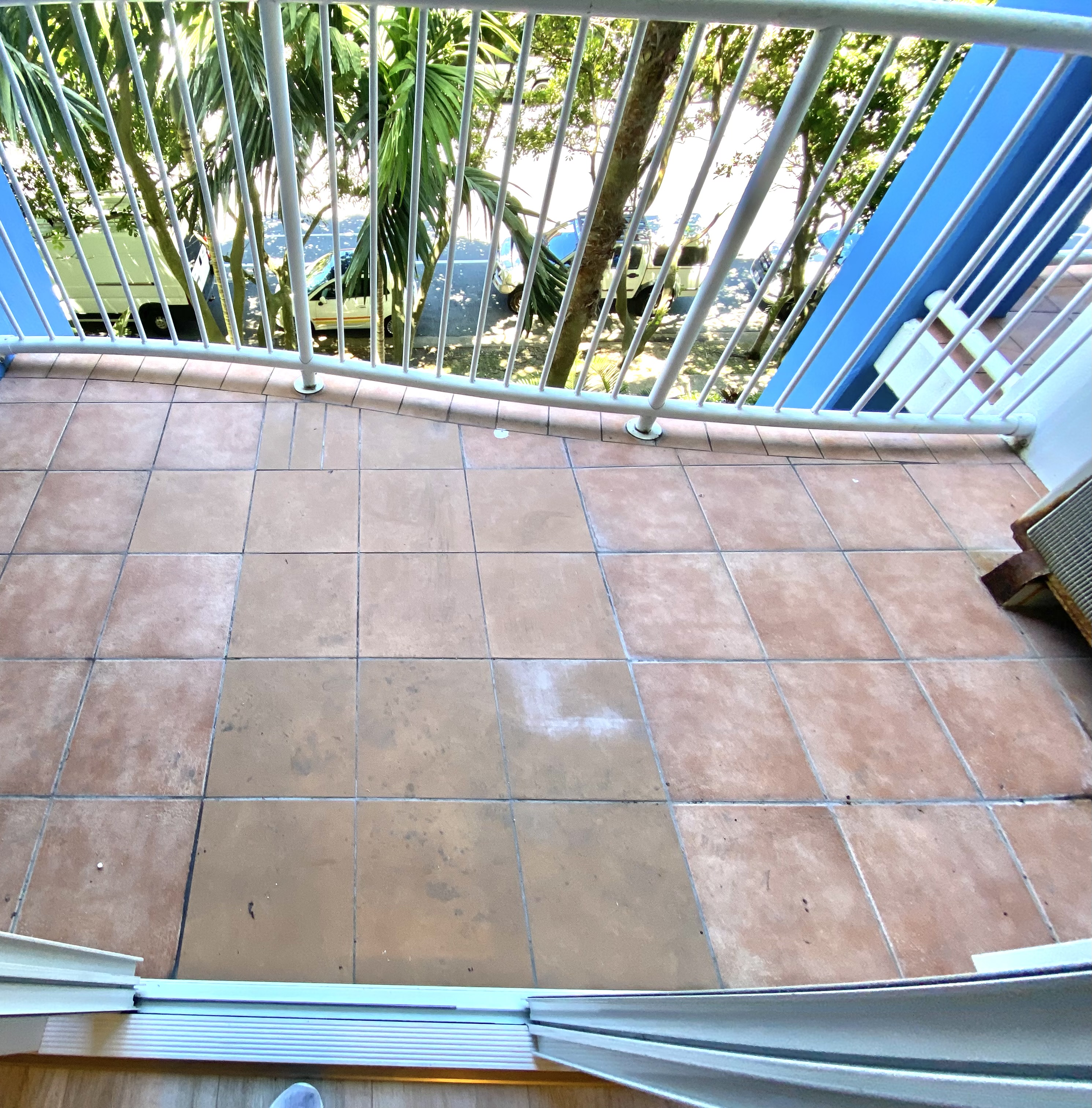 Balcony before cleaning