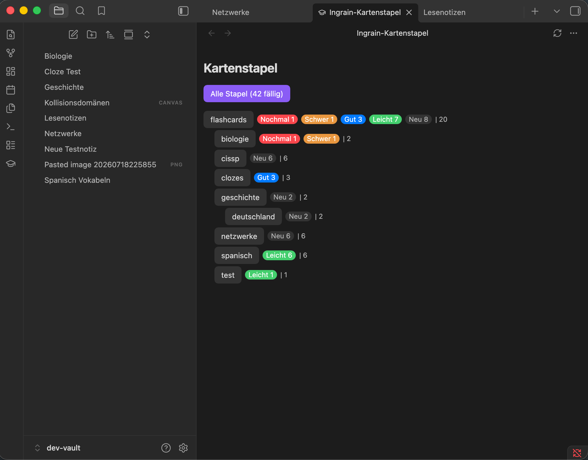 The deck overview, listing decks and subdecks with colored due-count badges