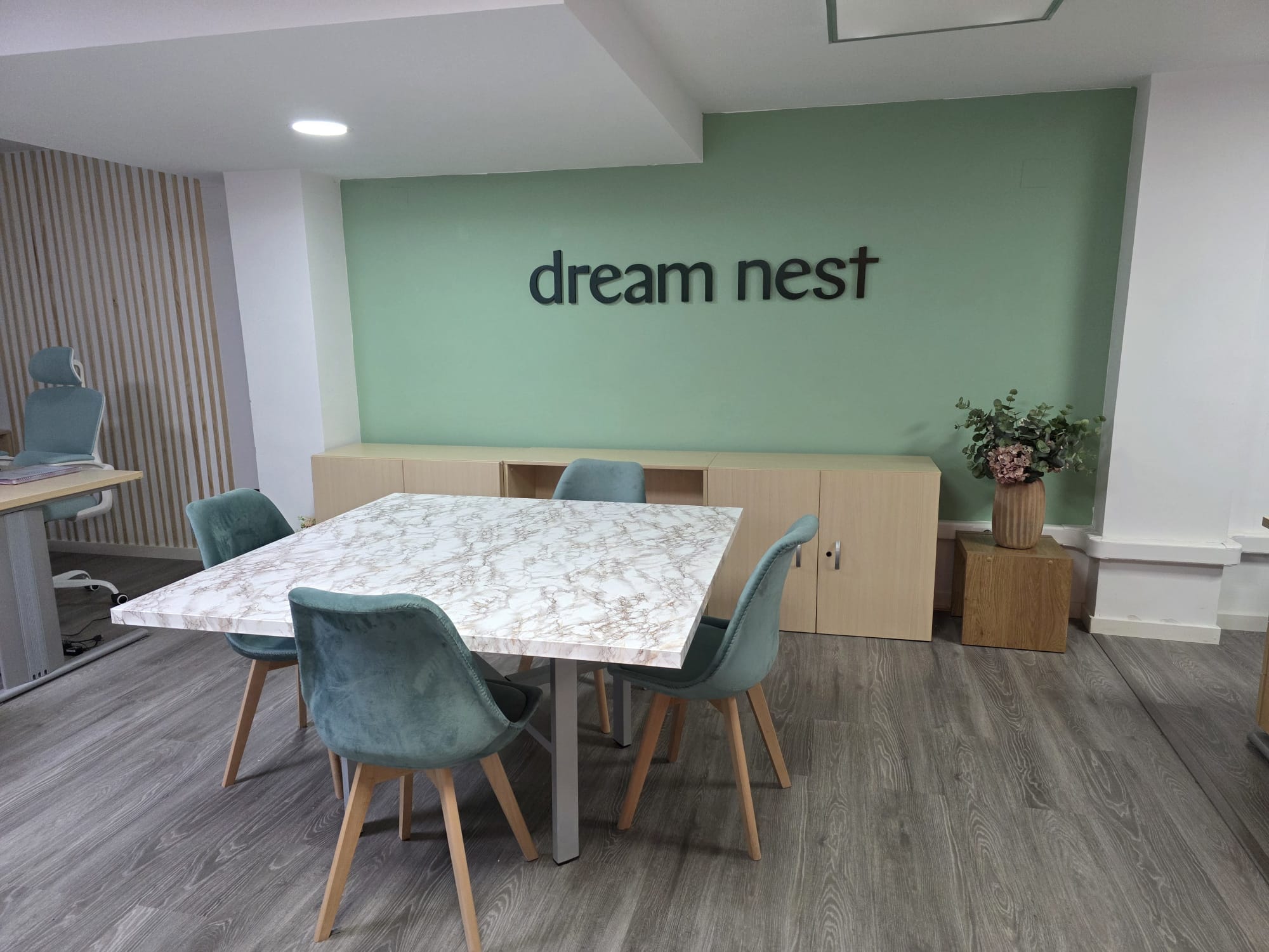 Dream Nest office, Burriana