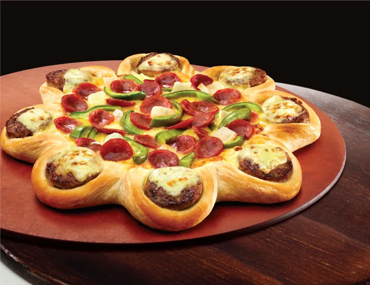 a pizza with burgers for crust, what an abomination