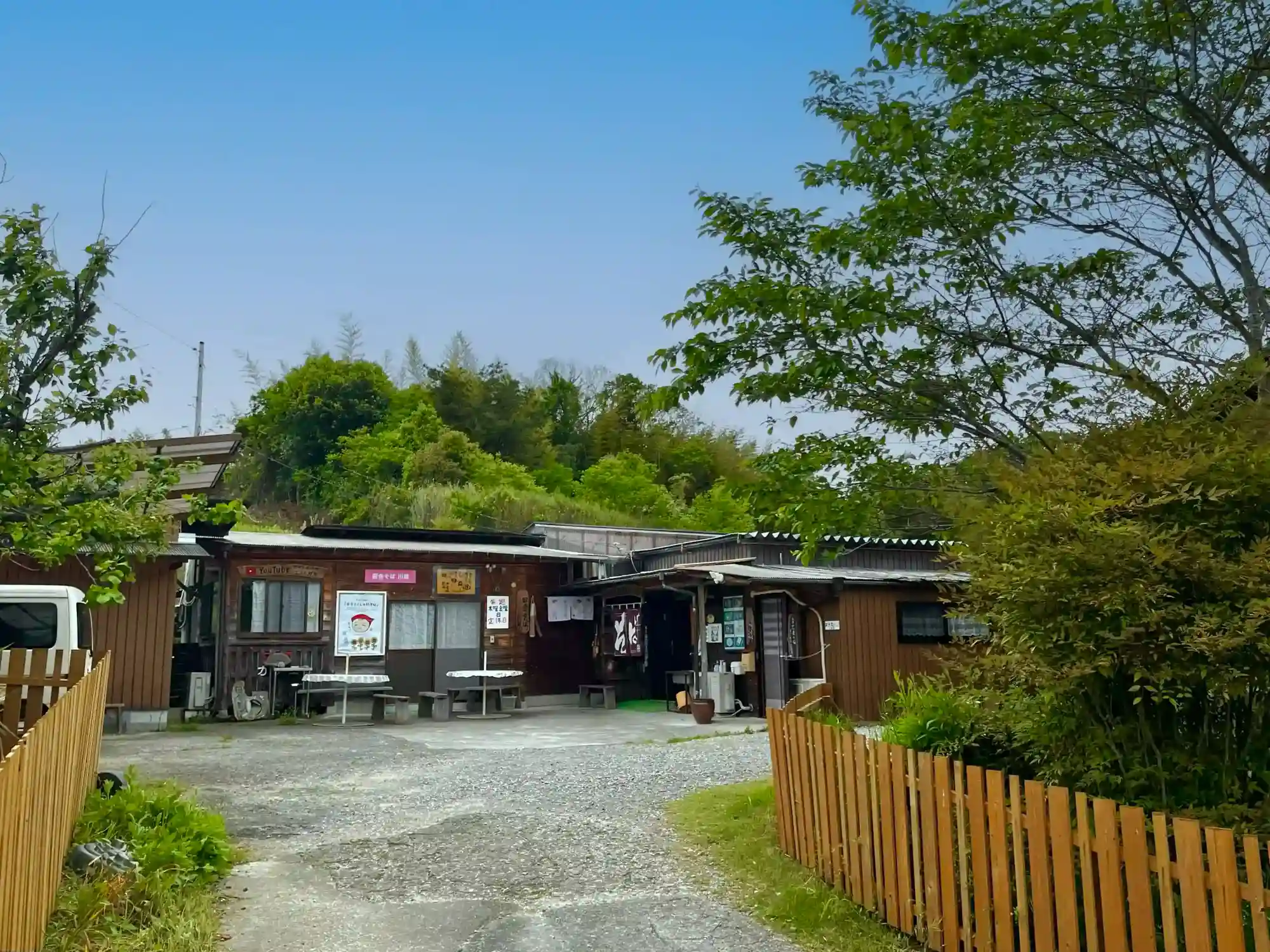 香川県まんのう町 田舎そば川原の外観