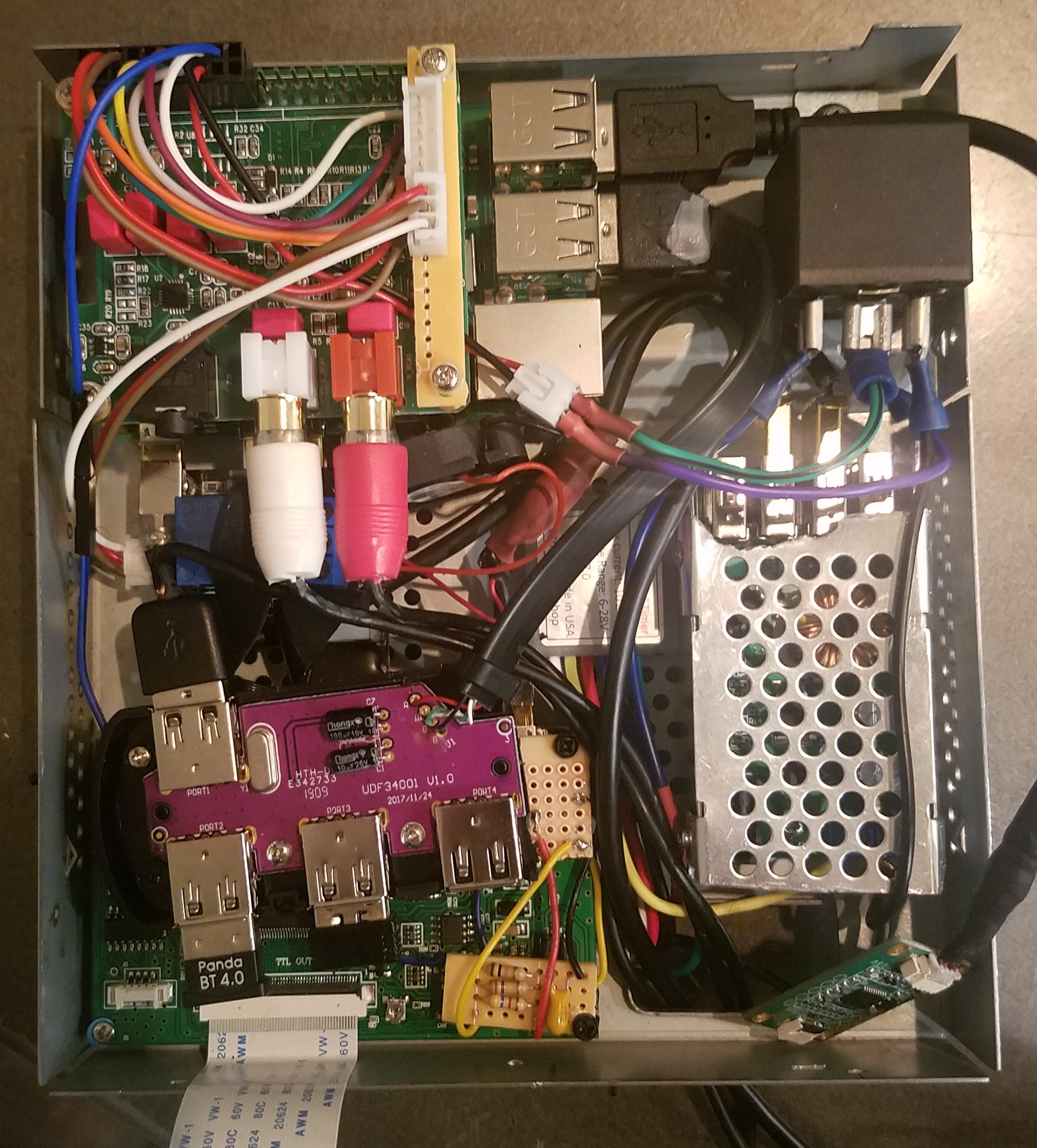 Early 2019 Raspberry Pi and OpenAuto Pro prototype in the MINI