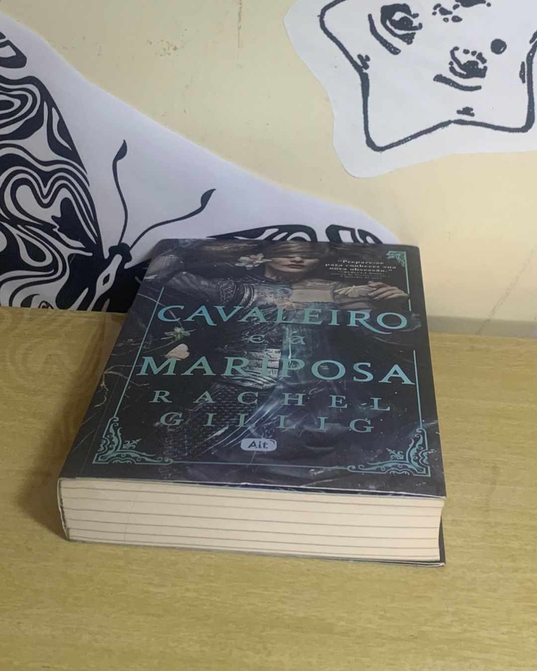 O Cavaleiro E A Mariposa - Rachel Gilling