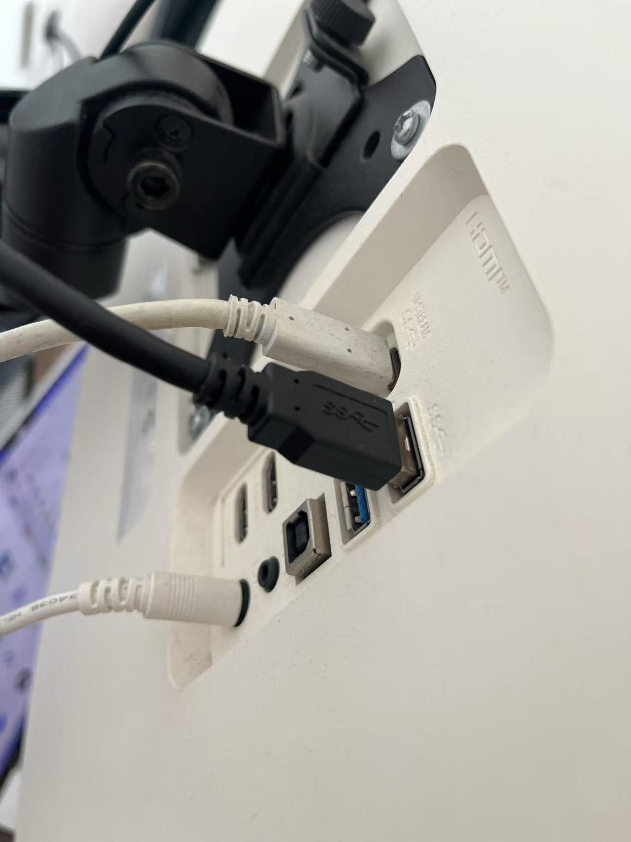 61e0ef6a87eb7d73eabb642b0d7a6794