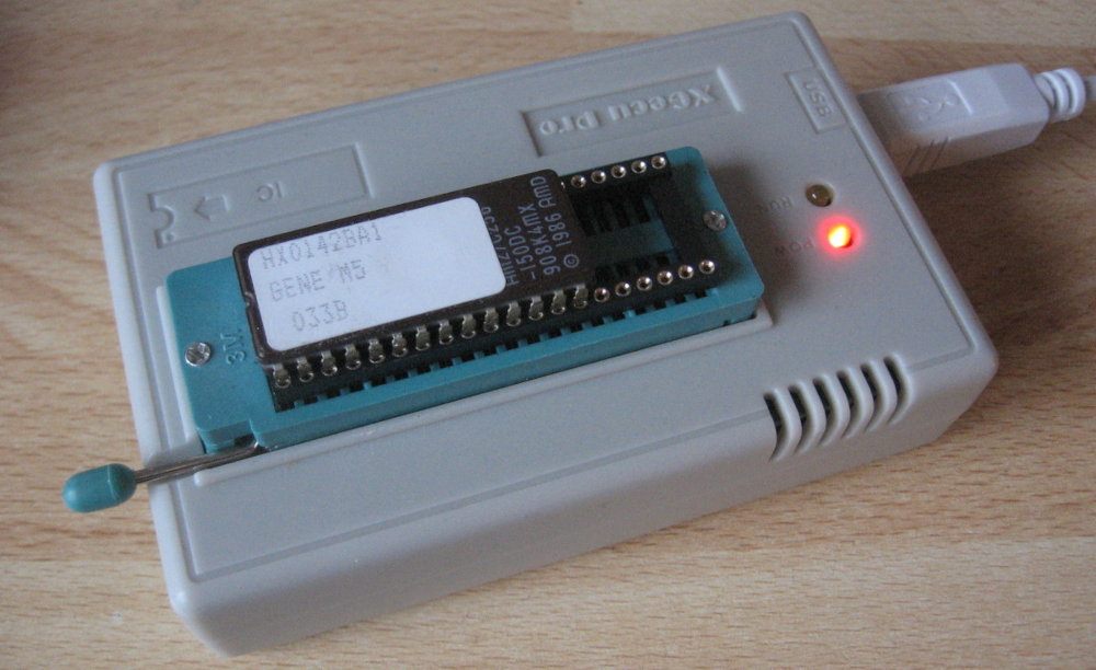 Using a EEPROM programmer to dump MN8