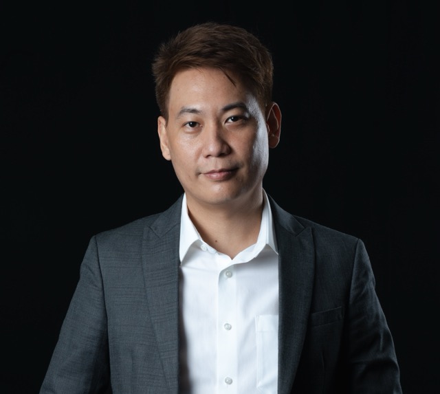 Picture of Adisak Lomsingh