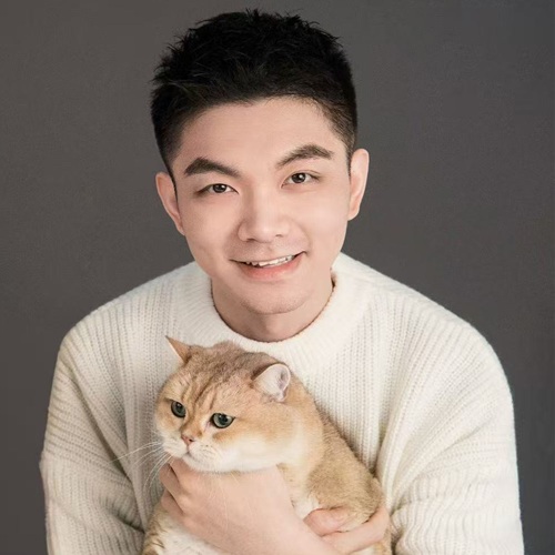 Picture of Chinos Xue