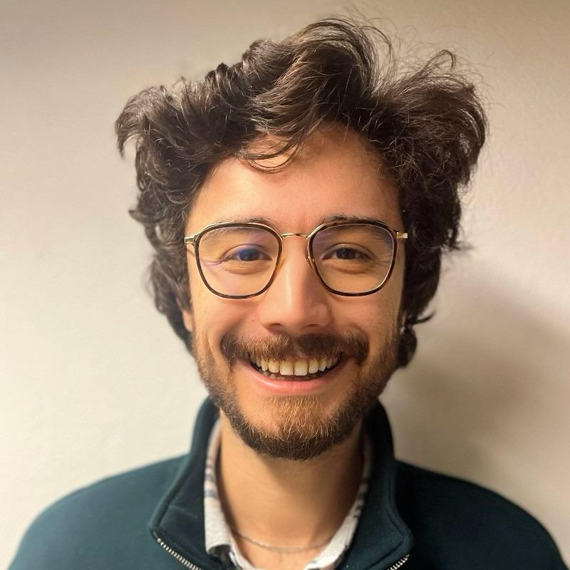 Picture of Hamdi Burak Usul