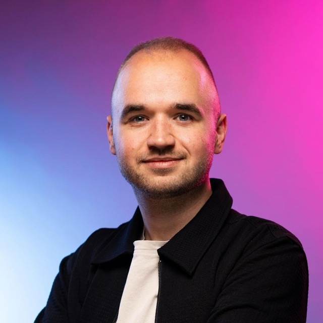 Picture of John Van Hienen