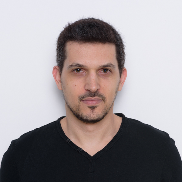 Picture of Nir Rozenbaum