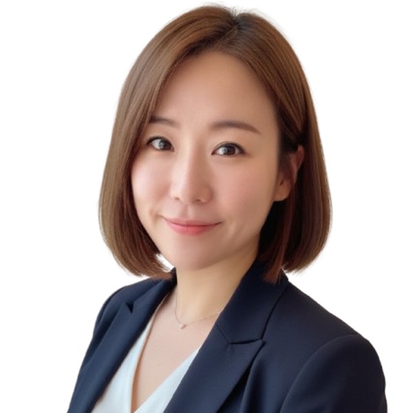 Picture of Nuri Kim