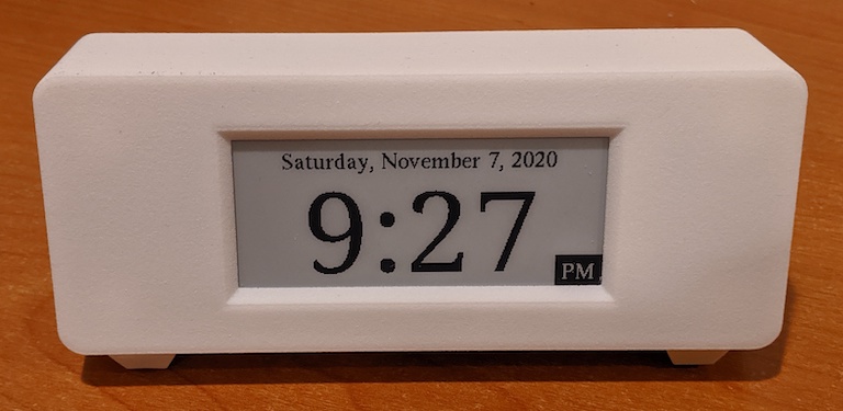 Photo of the ePaper clock