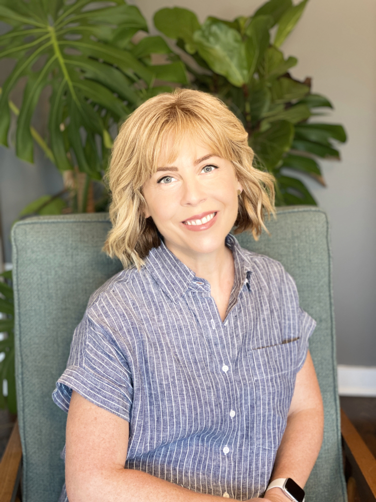 Courtney Steck affordable therapist in Chicago Illinois