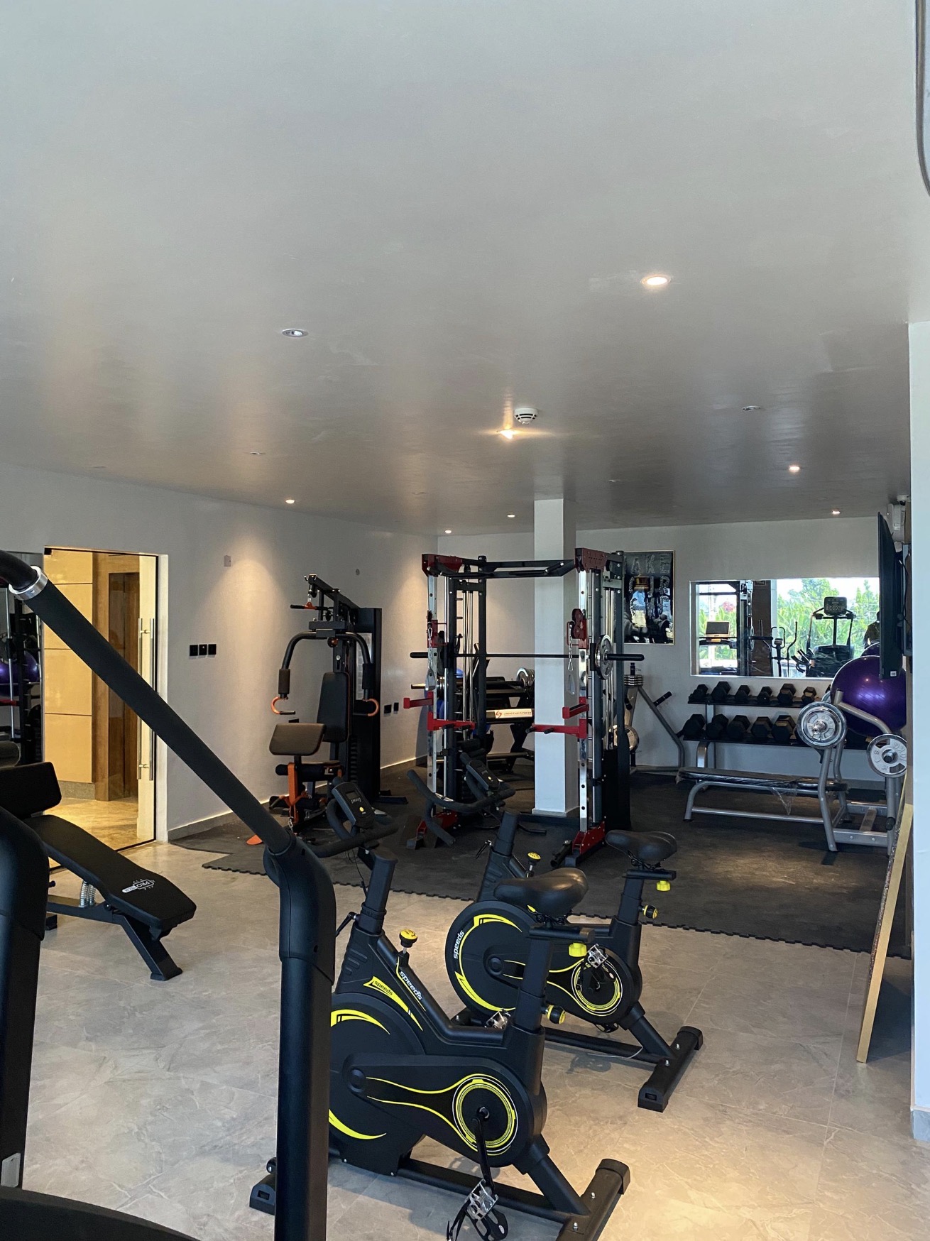 Frank N Hotels Royal Strength Studio