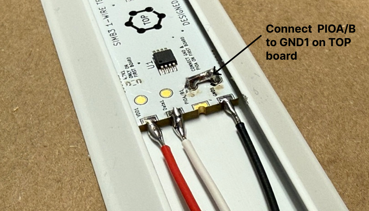 Harness connected to top PCB with PIOA/B grounded