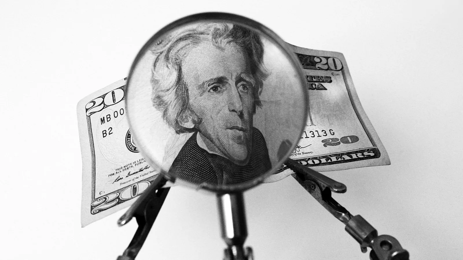 A IA Não Está Só Tirando Empregos — Está Mudando o Valor do Conhecimento: Uma Análise Científica da Economia Cognitiva na Era da Inteligência Artificial