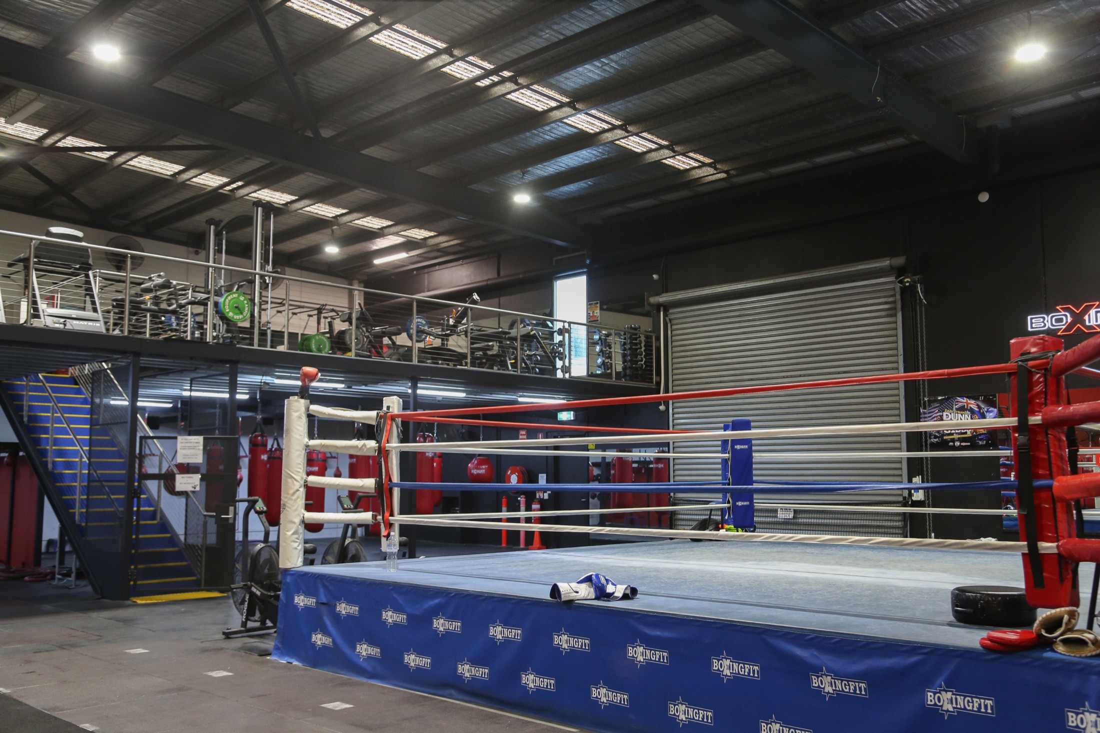Focused commercial frame by DRobbMedia