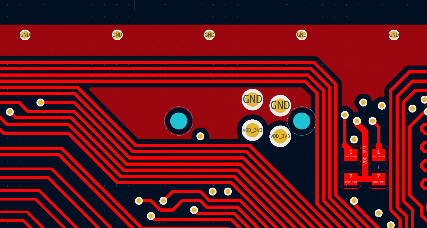 Figure 13 - Example of traces routed too close together, promoting signal crosstalk.