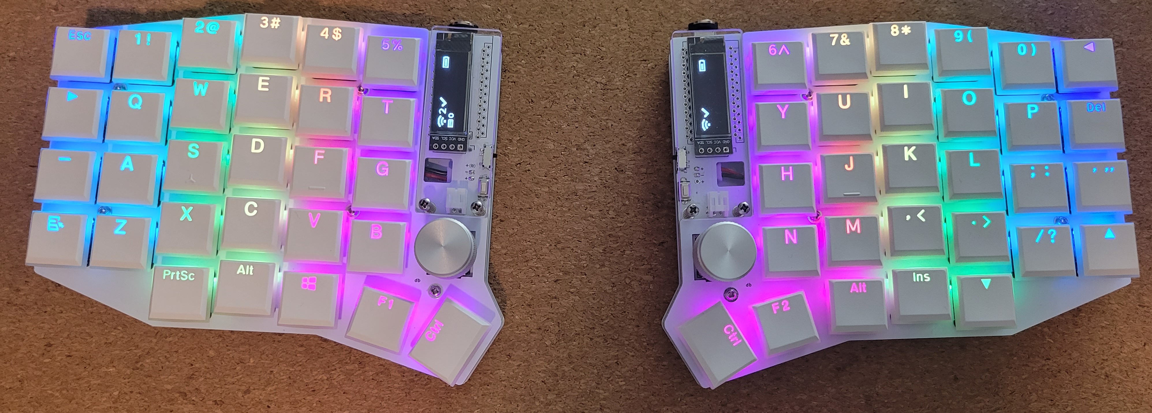 Sofle Choc Wireless Keyboard with dual encoders and RGB LEDS