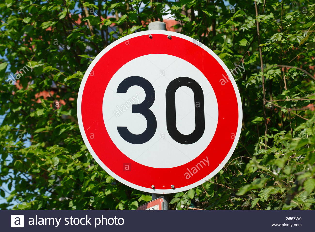 speed limit 30