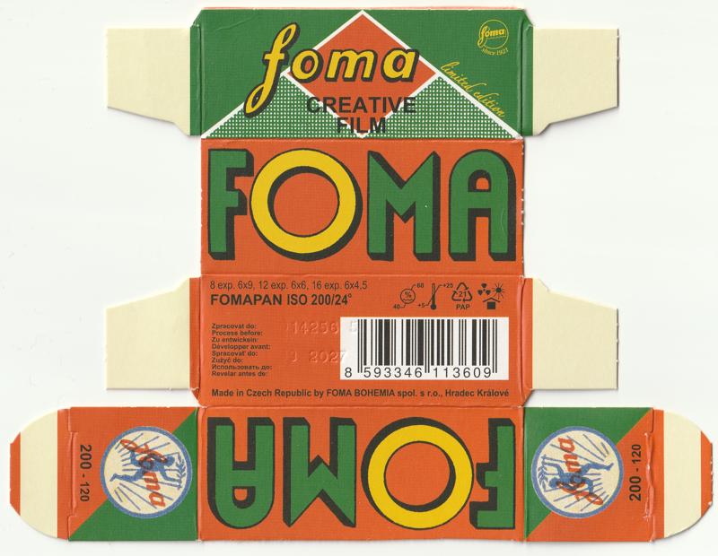 Foma Fomapan Creative 200 film packaging