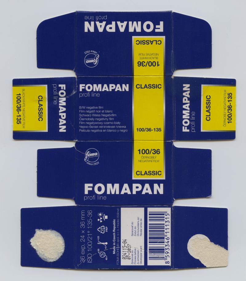 Foma Fomapan Classic 100 film packaging