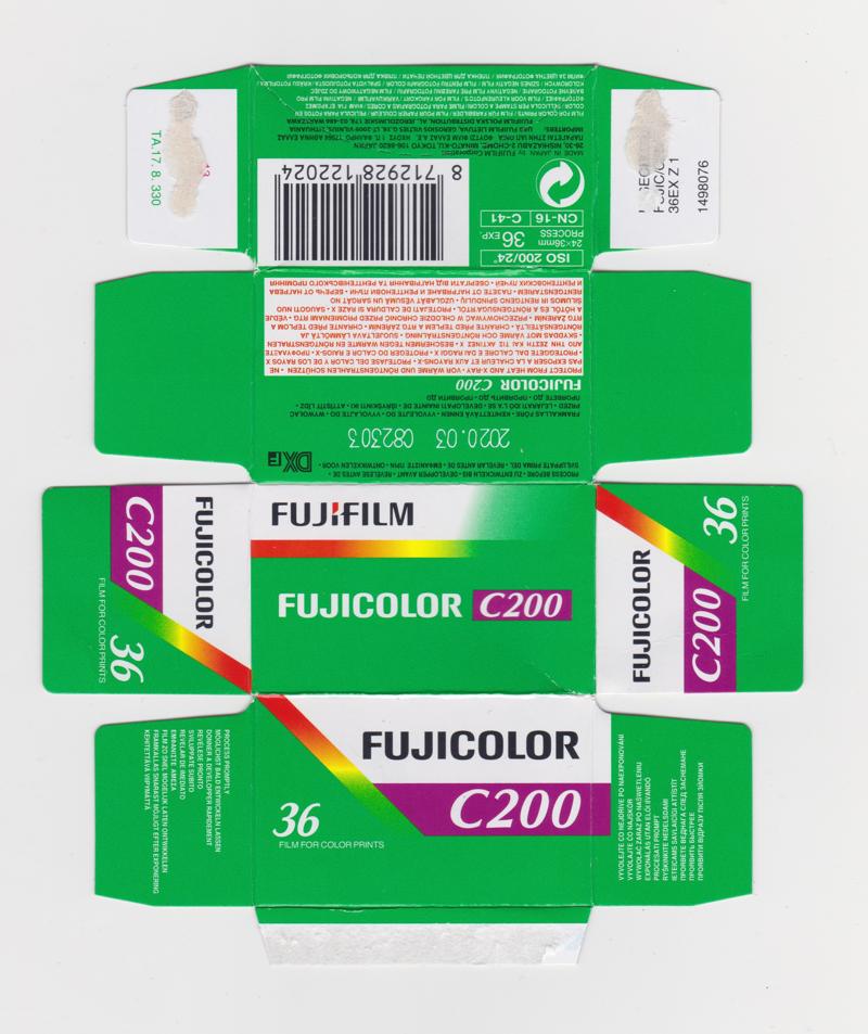 Fujifilm Fujicolor Z200 film packaging